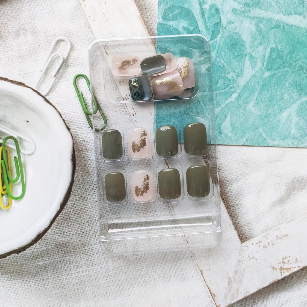 Press on Nails - Short Square False Nails with Glitter Designs, White Acrylic Leopard Artificial Full Cover Glue on Glossy Stick on Nails for Women - soblessed95.store